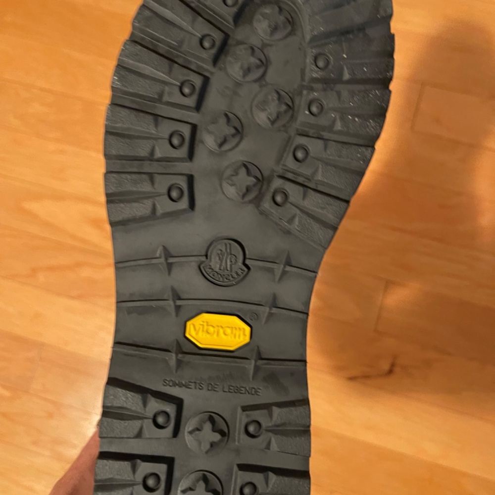 Moncler Snow Boots (Brown) - Picture 5 of 5